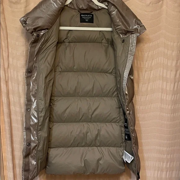 Athleta Brown Downtown Puffer Vest - Picture 14 of 14
